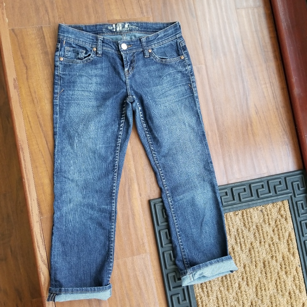 Crop Boycut Blue Jeans